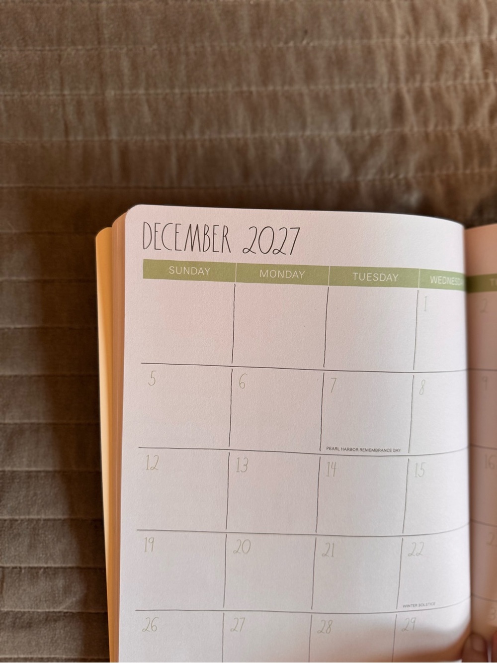 Rae Dunn Planner 2027 - Picture 5 of 7